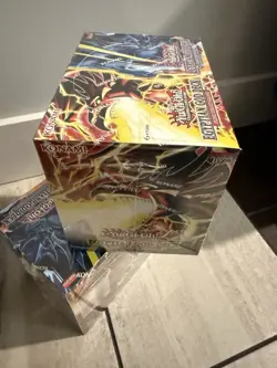 Yu-Gi-Oh Structure Egyptian Gods Core Slifer the Sky Dragon Obelisk Dragon of Ra - Image 2