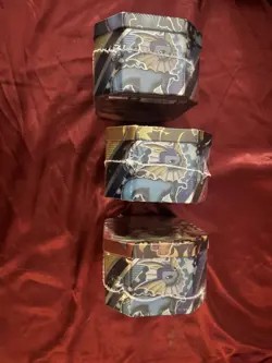 Pokemon Eevee Evolutions Tin Bundle - Flareon V, Vaporeon V, Jolteon V - Sealed 820650809057 - Image 2