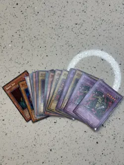 Yugioh Metal Raiders Unlimited Holo And Common Lot Damaged Condition - Image 5