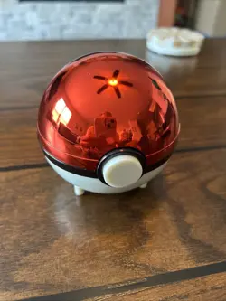 Pokemon Pikachu Burger King 23K Gold Plated Trading Card & Pokeball Vintage 1999 - Image 3