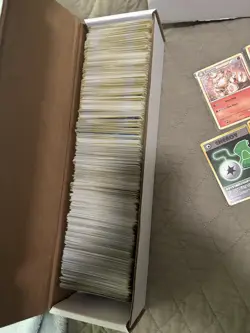 Lot Of 800+ Vintage Pokemon Cards - Image 1