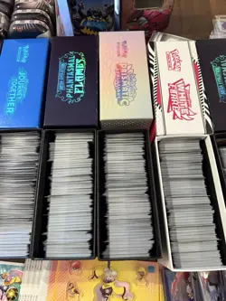 2800+ Pokemon Cards Bulk Joblot Bundle Various Modern Sets - Image 3