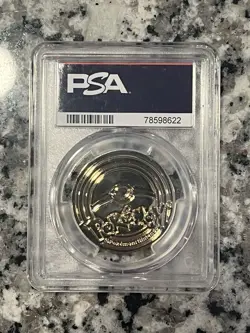 PSA 10 CHARIZARD ULTRA PREMIUM COLLECTION METAL COIN PROMO 2022 POKEMON - Image 2