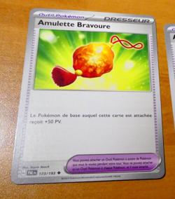 POKEMON EVOLUTIONS A PALDEA CARD CARTE AMULETTE BRAVOURE 173/193 PAL FR NM - Image 1