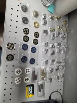 Pokemon Lot Of Metal Dice, Coins, & Condition Markers - Image 1