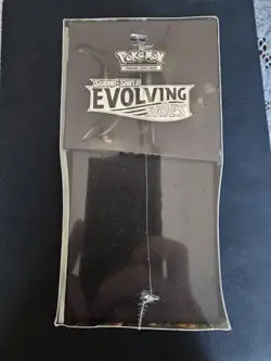 Pokemon Cards Evolving Skies Elite Trainer Box ETB FACTORY SEALED 2021 - Image 5