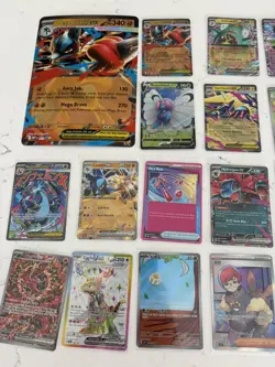 🚨 Pokemon Card TCG LOT 🚨 Mix LOT of 31 Cards V, VMAX, EX, Trainers - Image 3