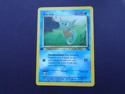 Pokemon-Horsea-49/62-Common-Fossil-Vintage-1st Edition - Image 1