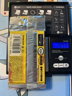 Pokemon Base Set Unlimited Booster Pack Long Crimp FACTORY SEALED 1999 Charizard - Image 2