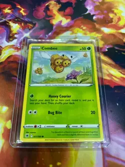 Combee 011/189 Swsh10: Astral Radiance Regular NM-Mint Pokemon TCG - Image 5