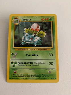POKEMON IVYSAUR BASE SET 30/102, STAGE ONE, WOTC. 1999. - Image 1