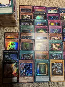 HUGE 300+ CARD YUGIOH TCG LOT! 1ST EDS, HOLOS, CHASE CARDS - Image 4