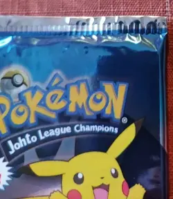 Topps Pokemon Johto League Champions 8 Trading Cards 1 Pack - Image 4