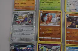 Pokemon Trading Card Lot of 100 "20 Holos" Various Sets (J028G) - Image 4