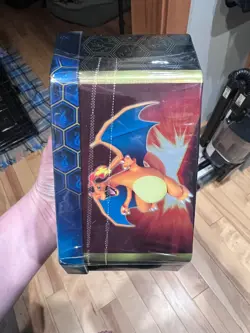 Pokemon TCG Hidden Fates Gyarados GX Tin NEW & Factory Sealed - Image 2