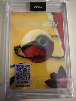 2021 Pokemon Gen Con Ebay Exclusive Promo DJ Skee Postemon Post Malone #972/999 - Image 2
