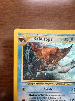 Pokemon TCG Kabutops Neo Discovery Holo Card 6/75 Unlimited Rare - Image 2