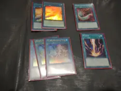 YU-GI-OH TRAPTRIX DECK WITH SLEEVES - Image 2
