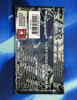 Pokemon 2018 Sun & Moon Lost Thunder Booster Pack Lugia Art Nm Mint - Image 2
