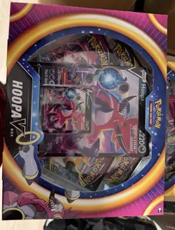 Pokemon TCG Hoopa V Box (Contains 1 Evolving Skies, 2 Fusion Strike, 1 Vivid) - Image 1
