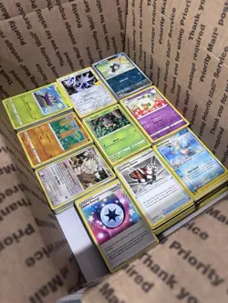 ?? 17lbs 4200+ UNSEARCHED Pokemon Bulk Lot! Some Holos & Vintage Cards LP/NM ? - Image 4