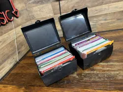 Weird n Wild Creatures LOT of hundreds of big cards and 2 cases - Image 1