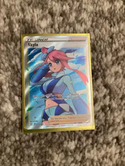 Pokemon TCG Skyla Trainer Shining Fates Ultra Rare Full Art 72/72 - Image 1