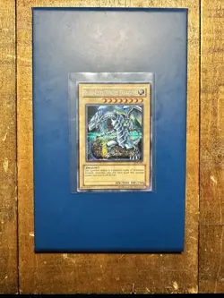 Yugioh Blue-Eyes White Dragon Secret Rare PCK-001 NM - Image 1