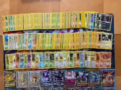 Vintage Pokemon Card Lot Holo Etc MP-Damaged Umbreon Sylveon Espeon 625+ - Image 4