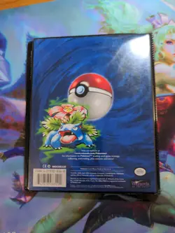 Pokemon 1999 Base Set Trading Card Folder Binder 4 Pocket WOTC - Great condition 742818083201 - Image 2