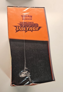 Pokemon Sword & Shield Vivid Voltage ETB Elite Trainers Box - Image 3