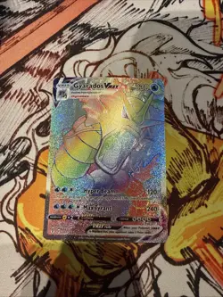 Pokemon Evolving Skies "Gyarados VMAX" 207/203 / Secret Rare / Near Mint - Image 1