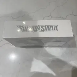 Pokemon TCG Sword & Shield Charizard Ultra Premium Collection Box Damaged Corner 820650871115 - Image 2