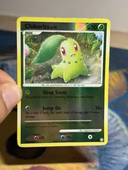 Chikorita 77/123 Reverse Holo Mysterious Treasures Pokemon TCG Card - Image 3