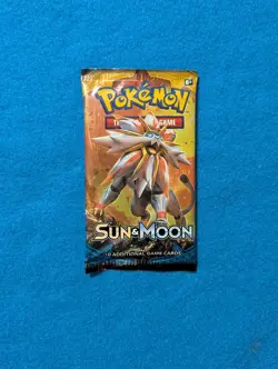Pokemon Sun & Moon Booster Pack - 10 Cards - Image 1