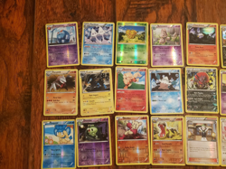 Vintage Pokemon CARD LOT UNCOMMON RARE 30 HOLO CARDS SET - MINT CONDITION - Image 4