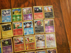 Vintage Pokemon CARD LOT UNCOMMON RARE 30 HOLO CARDS SET - MINT CONDITION - Image 5