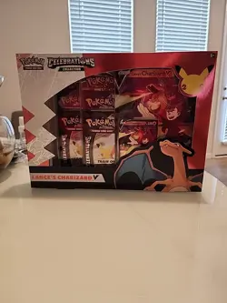 Pokemon TCG Celebrations Collection Lance's Charizard V Box 820650101625 - Image 1