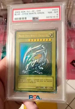 Blue-Eyes White Dragon SDK-001 Starter Deck Kaiba PSA 8 Max Fade Error Yu-Gi-OH! - Image 5