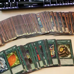 Yu-Gi-Oh! Trading Card Lot - Bulk Cards Collection 200 Random Cards - Image 3