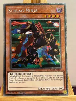 Schlag-Ninja RA03-DE131 Platinum Secret Rare Deutsch NM YUGIOH - Image 1