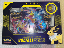 Pokemon JCC : Coffret collection premium Voltali VMAX Scelle - Image 1