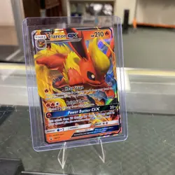 Pokemon TCG Flareon-GX SM171 Ultra Rare Sun & Moon Promo Card NM Condition - Image 1