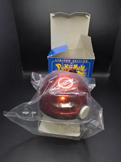 1999 Burger KIng Pokemon Gold Card Pikachu, Blue Box . Sealed NIB. - Image 3