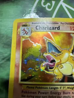 Charizard (4/102) Pokemon Base Set - Holo Rare - TCG - Image 2