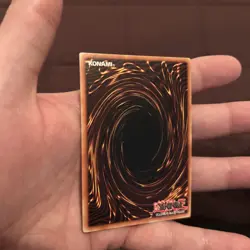 Gryphon Wing SDP-050 Starter Super Holo Rare Yugioh Card LP-NM - Image 2