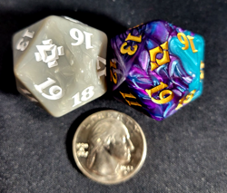 LOT OF 2 1 INCH OLD STOCK MTG MAGIC THE GATHERING SPINDOWN DICE D20 LIFE COUNTER - Image 2