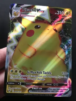 Pikachu VMAX 044/185 Vivid Voltage SWSH ULTRA RARE Pokemon Card Near Mint - Image 3
