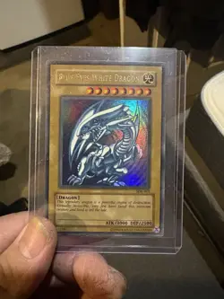 Faded Holo Blue-Eyes White Dragon SDK-001 Ultra Rare Unlimited Edition - Image 3