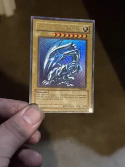Faded Holo Blue-Eyes White Dragon SDK-001 Ultra Rare Unlimited Edition - Image 4